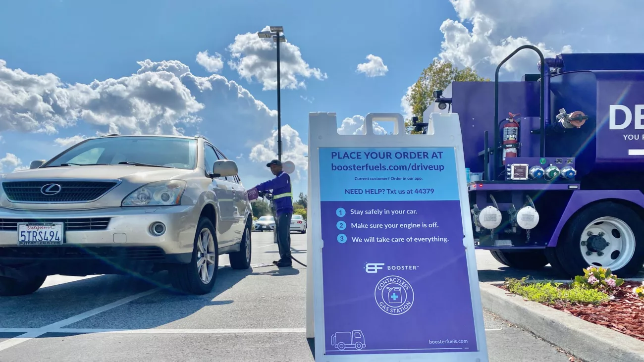 Refueling sandwich board in front of refueling event