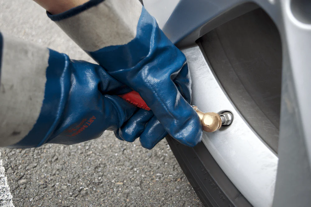 booster check tire pressure