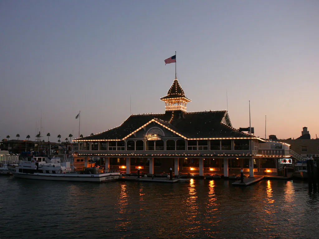 Balboa Pavilion in Orange County at dusk